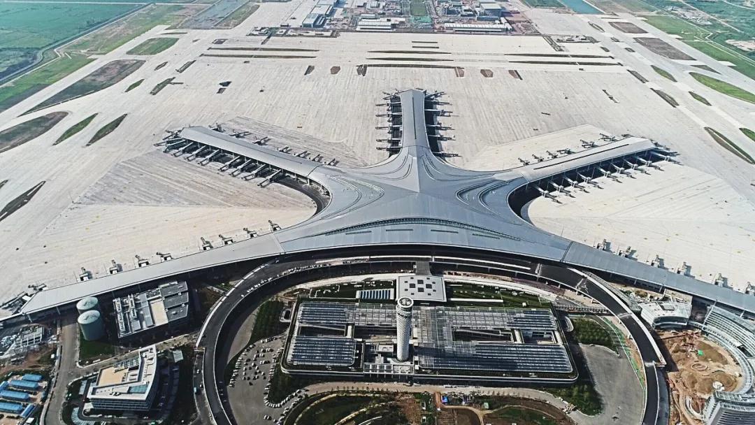 匠造一流东北亚国际枢纽机场！星空电子建设“筑”力青岛胶东国际机场成功试飞